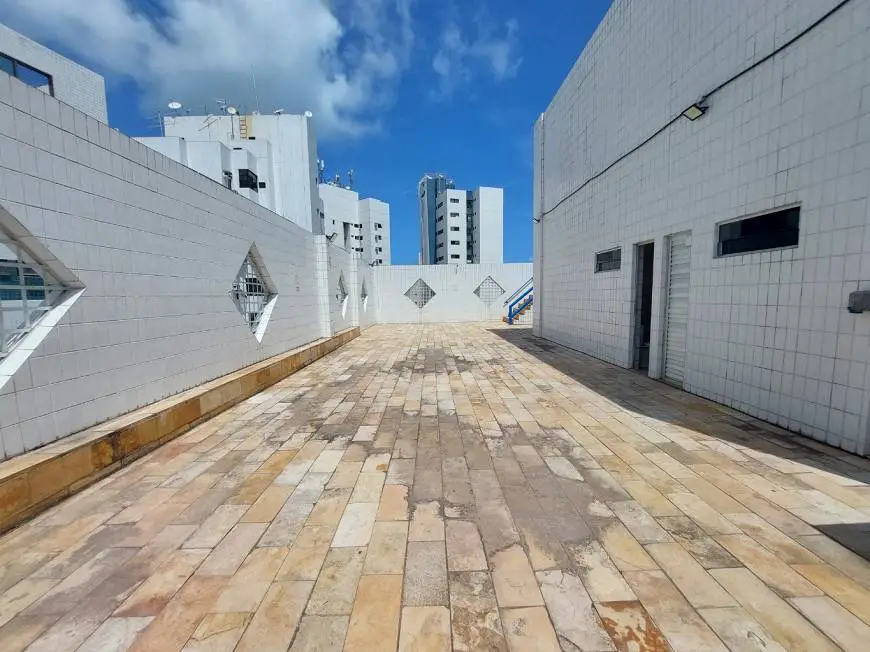 Foto 3 de Apartamento com 3 Quartos à venda, 70m² em Boa Viagem, Recife