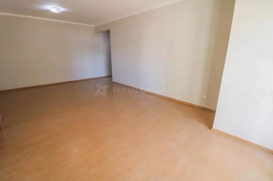 Foto 3 de Apartamento com 3 Quartos para alugar, 129m² em Centro, Maringá