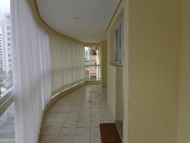 Foto 5 de Apartamento com 3 Quartos à venda, 131m² em Centro, Uberlândia