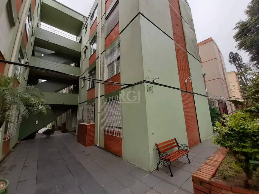 Foto 3 de Apartamento com 3 Quartos à venda, 62m² em Cristal, Porto Alegre