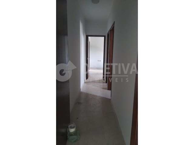 Foto 3 de Apartamento com 3 Quartos para alugar, 65m² em Daniel Fonseca, Uberlândia