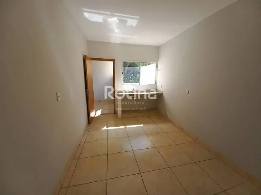 Foto 4 de Apartamento com 3 Quartos para alugar, 98m² em Daniel Fonseca, Uberlândia