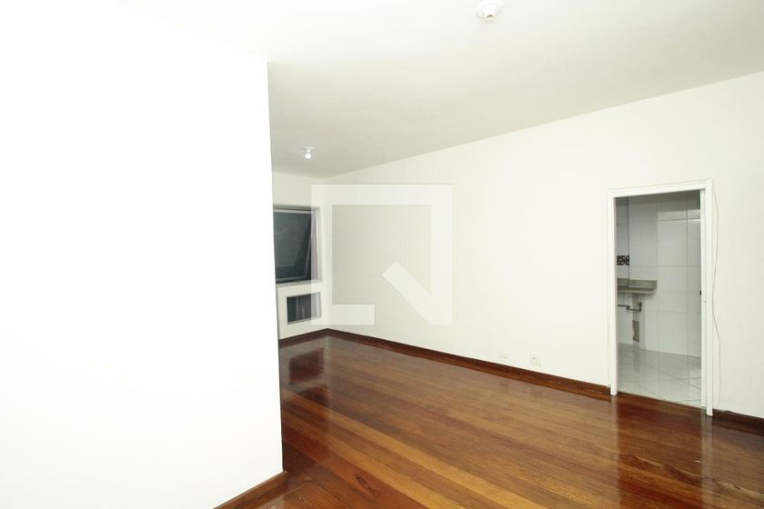 Foto 2 de Apartamento com 3 Quartos para alugar, 91m² em Flamengo, Rio de Janeiro