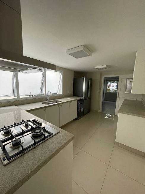 Foto 1 de Apartamento com 3 Quartos à venda, 150m² em Itaim Bibi, São Paulo