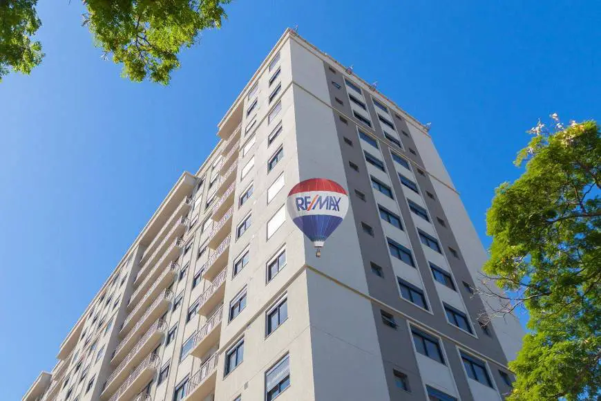 Foto 1 de Apartamento com 3 Quartos à venda, 72m² em Menino Deus, Porto Alegre