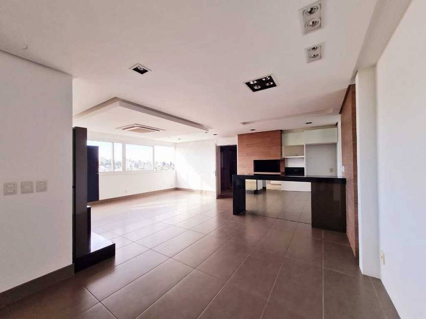 Foto 1 de Apartamento com 3 Quartos à venda, 97m² em Petrópolis, Porto Alegre