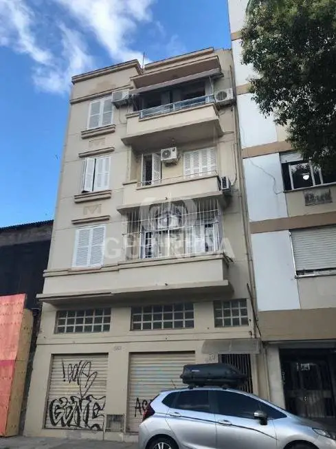 Foto 1 de Apartamento com 3 Quartos à venda, 171m² em Santa Cecília, Porto Alegre
