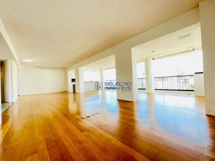 Foto 1 de Apartamento com 3 Quartos para venda ou aluguel, 215m² em Sumaré, São Paulo