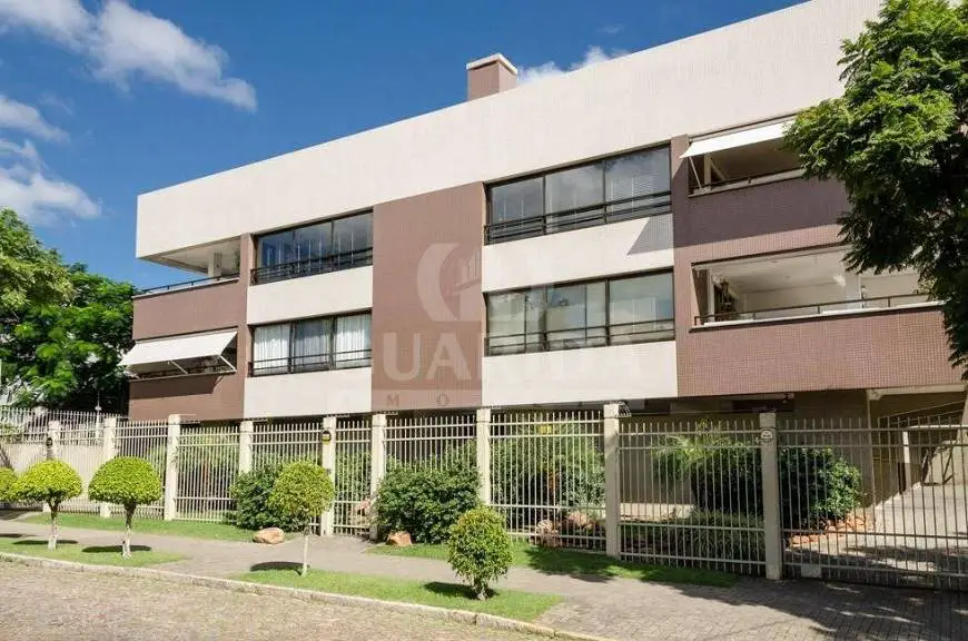 Foto 2 de Apartamento com 3 Quartos à venda, 169m² em Vila Assunção, Porto Alegre