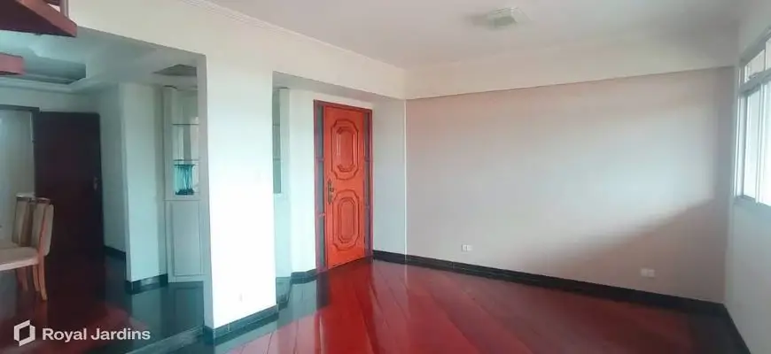 Foto 1 de Apartamento com 3 Quartos para alugar, 236m² em Zona 01, Maringá