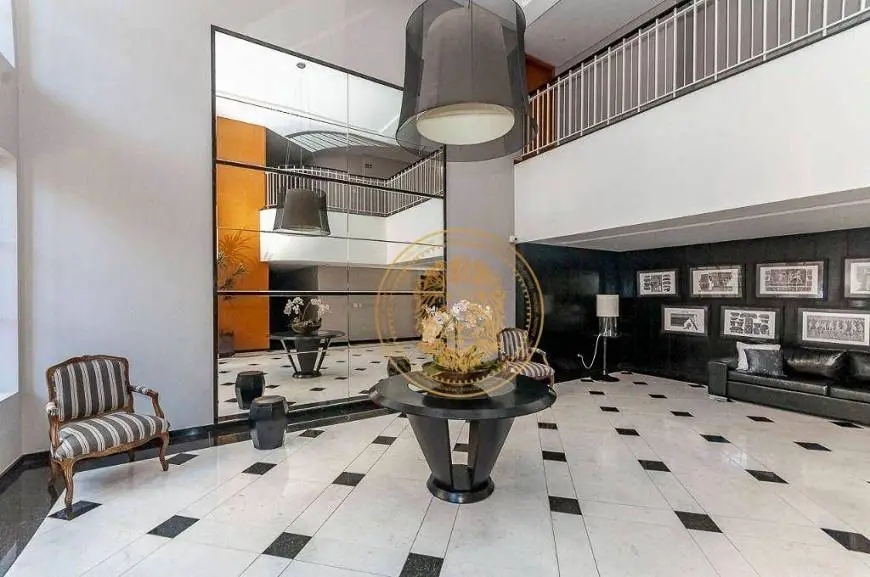 Foto 3 de Apartamento com 4 Quartos para alugar, 167m² em Água Verde, Curitiba