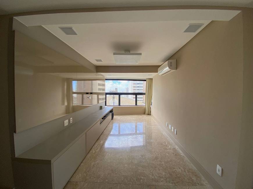Foto 3 de Apartamento com 4 Quartos à venda, 234m² em Barra, Salvador