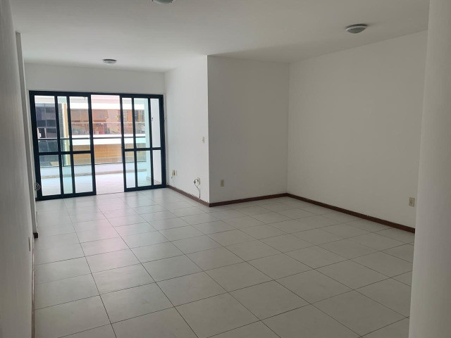 Foto 2 de Apartamento com 4 Quartos à venda, 190m² em Centro, Vila Velha