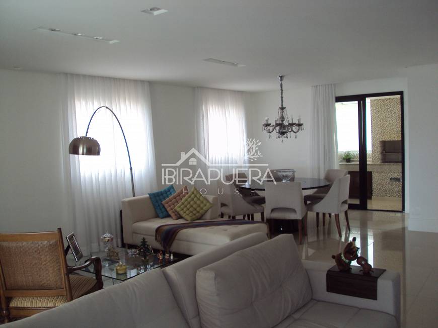 Foto 1 de Apartamento com 4 Quartos à venda, 160m² em Jardim Fonte do Morumbi , São Paulo