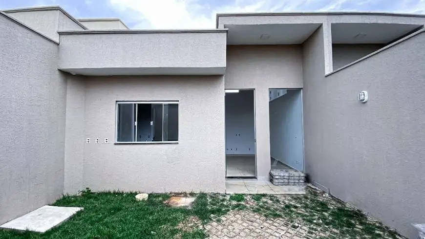 Foto 1 de Casa com 2 Quartos à venda, 70m² em Moinho dos Ventos, Goiânia