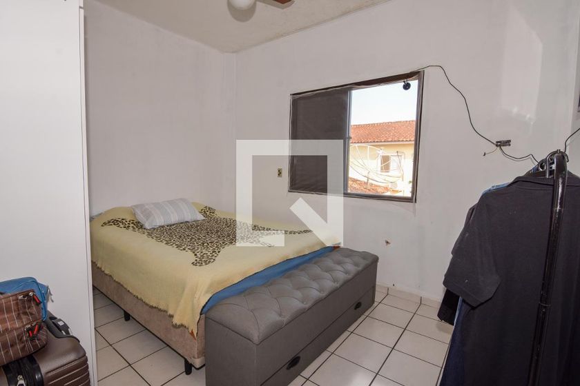 Foto 5 de Casa com 2 Quartos para alugar, 70m² em Vila Santa Rosa, Guarujá