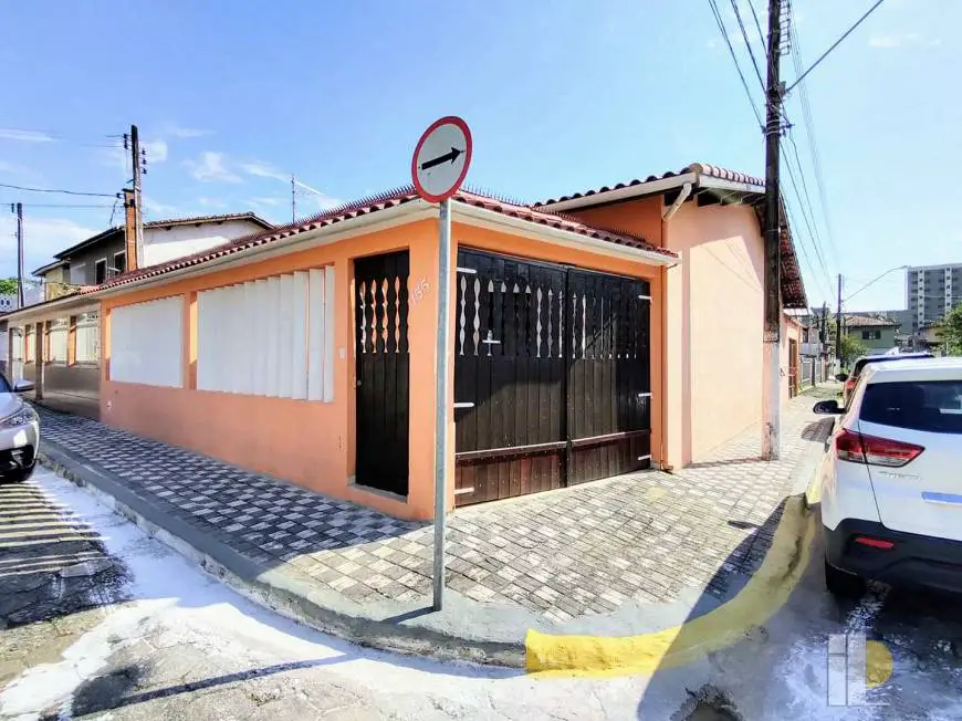Foto 1 de Casa com 3 Quartos à venda, 153m² em Centro, Mongaguá
