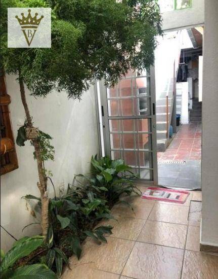 Foto 3 de Casa com 3 Quartos à venda, 126m² em Jardim Rosa Maria, São Paulo