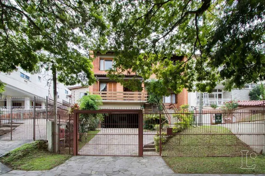 Foto 1 de Casa com 4 Quartos à venda, 416m² em Tristeza, Porto Alegre