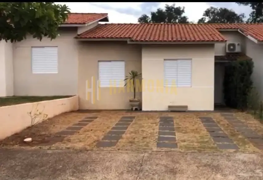 Foto 1 de Casa de Condomínio com 2 Quartos para alugar, 83m² em Jardim Residencial Agua Branca, Araraquara