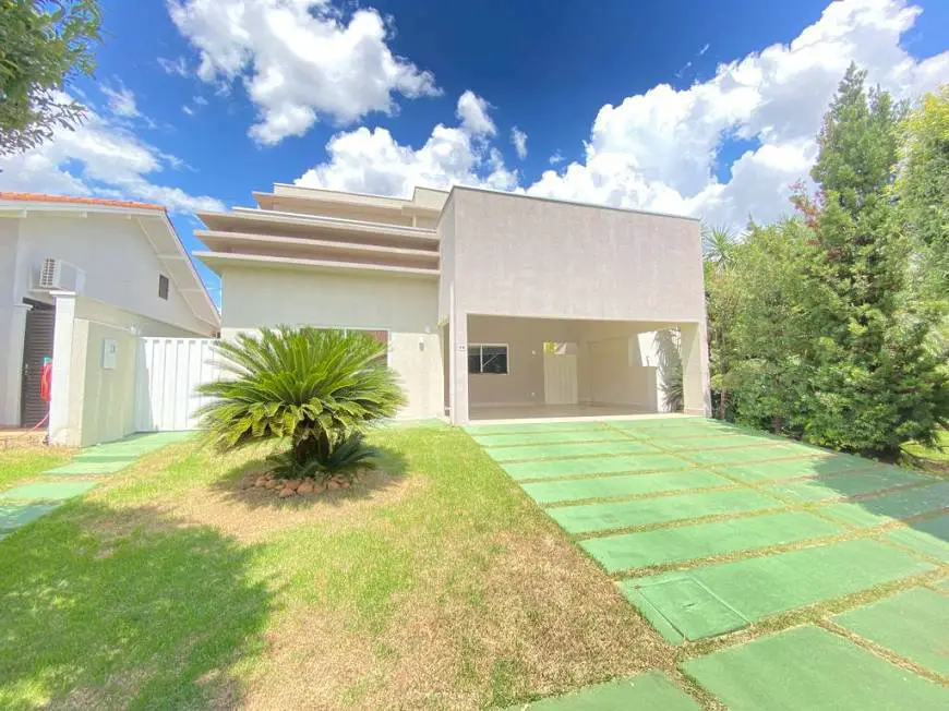 Foto 1 de Casa de Condomínio com 4 Quartos para alugar, 250m² em Jardim Itália, Cuiabá