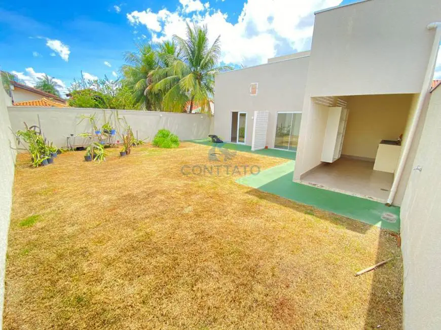 Foto 4 de Casa de Condomínio com 4 Quartos para alugar, 250m² em Jardim Itália, Cuiabá