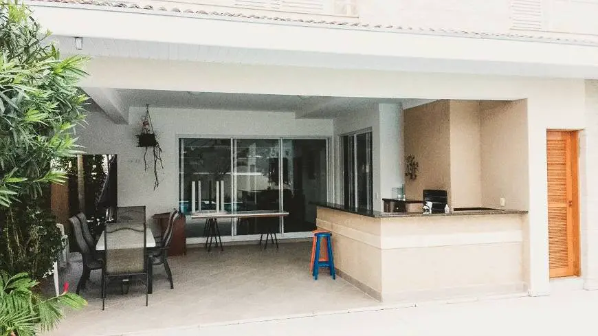 Foto 1 de Casa de Condomínio com 4 Quartos à venda, 380m² em Urbanova, São José dos Campos