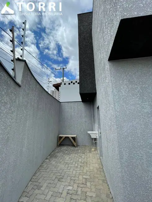 Foto 2 de Sobrado com 2 Quartos à venda, 67m² em Jardim Wanel Ville IV, Sorocaba