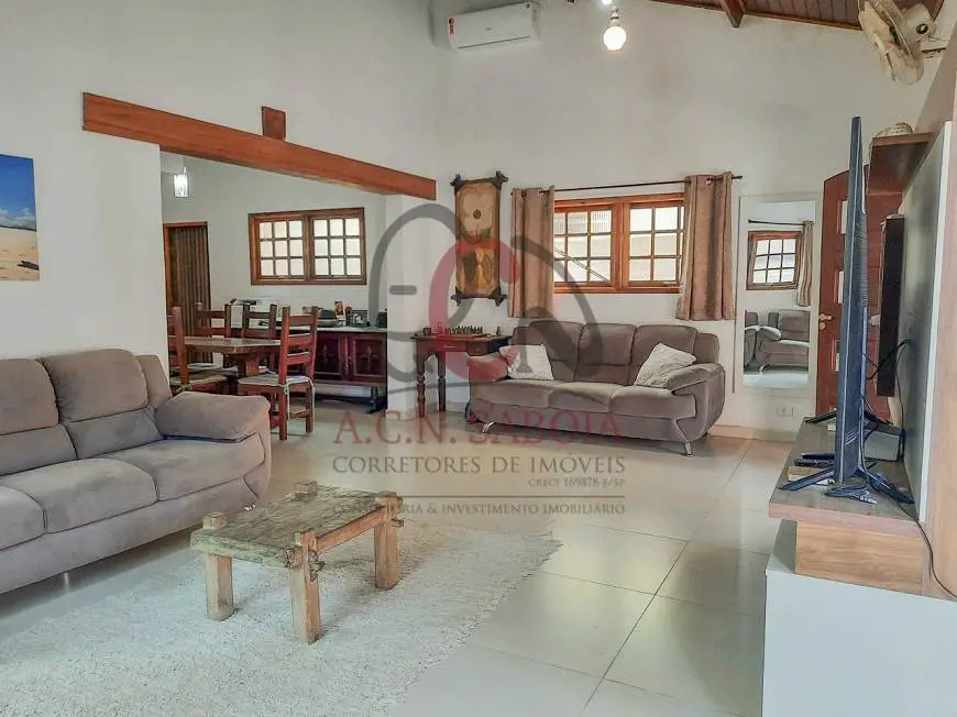 Foto 5 de Sobrado com 4 Quartos à venda, 261m² em Barra da Lagoa, Ubatuba