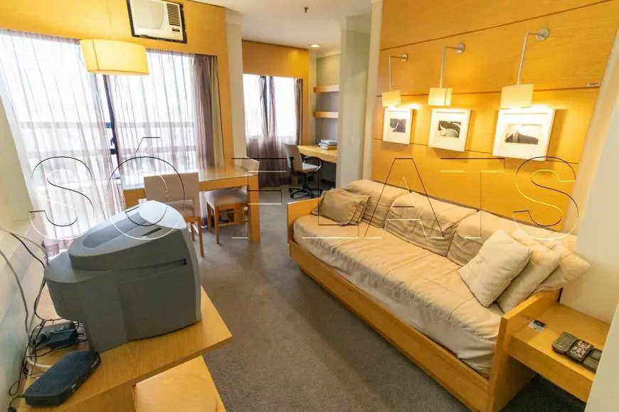 Foto 2 de Apartamento com 1 Quarto para alugar, 43m² em Campo Belo, São Paulo