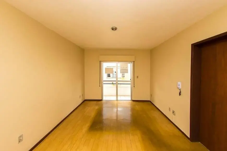 Foto 1 de Apartamento com 1 Quarto para alugar, 58m² em Duque de Caxias, Santa Maria