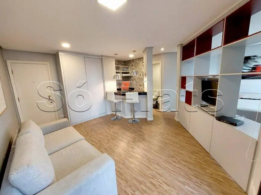 Foto 1 de Apartamento com 1 Quarto para alugar, 40m² em Jardim Europa, São Paulo