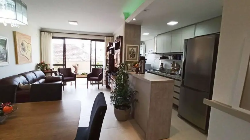 Foto 2 de Apartamento com 1 Quarto à venda, 72m² em Petrópolis, Porto Alegre