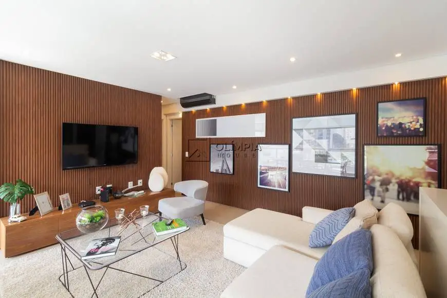 Foto 4 de Apartamento com 2 Quartos para alugar, 98m² em Vila Olímpia, São Paulo