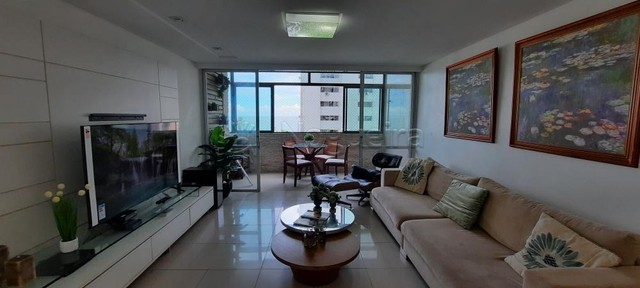 Foto 1 de Apartamento com 3 Quartos à venda, 142m² em Boa Viagem, Recife