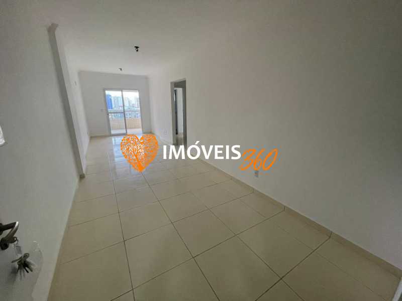 Foto 1 de Apartamento com 3 Quartos à venda, 100m² em Campo da Aviação, Praia Grande