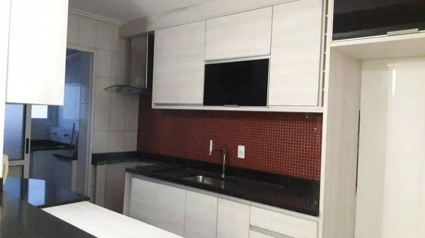 Foto 1 de Apartamento com 3 Quartos à venda, 104m² em Km 18, Osasco