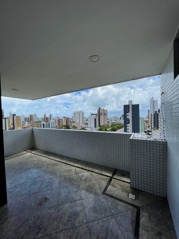 Foto 3 de Apartamento com 3 Quartos à venda, 255m² em Manaíra, João Pessoa