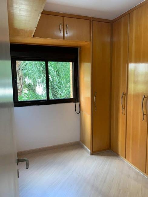 Foto 4 de Apartamento com 3 Quartos para alugar, 102m² em Moema, São Paulo