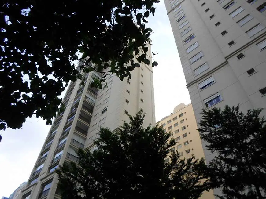 Foto 1 de Apartamento com 3 Quartos para alugar, 165m² em Moema, São Paulo