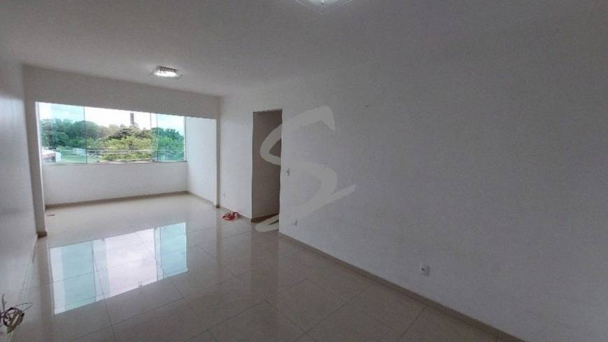Foto 2 de Apartamento com 3 Quartos para alugar, 85m² em Norte, Brasília
