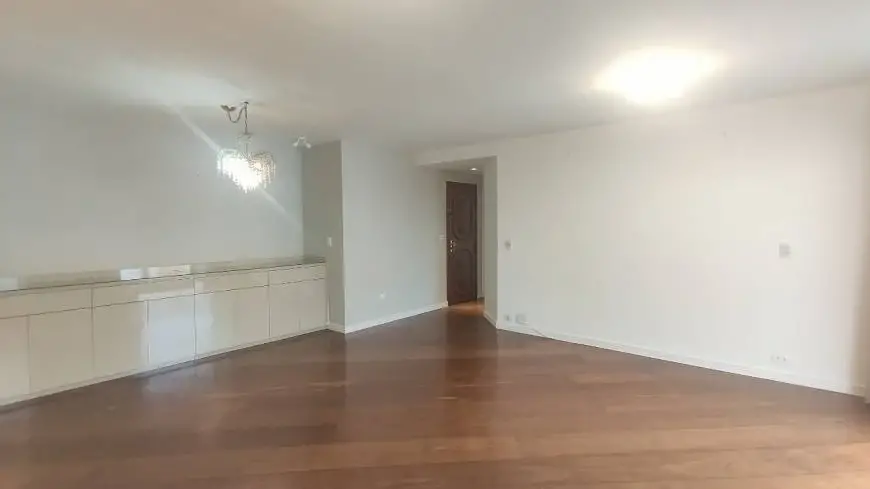 Foto 4 de Apartamento com 3 Quartos para alugar, 121m² em Perdizes, São Paulo
