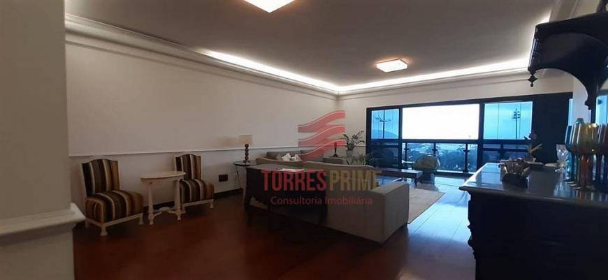 Foto 2 de Apartamento com 3 Quartos para venda ou aluguel, 252m² em Pompeia, Santos
