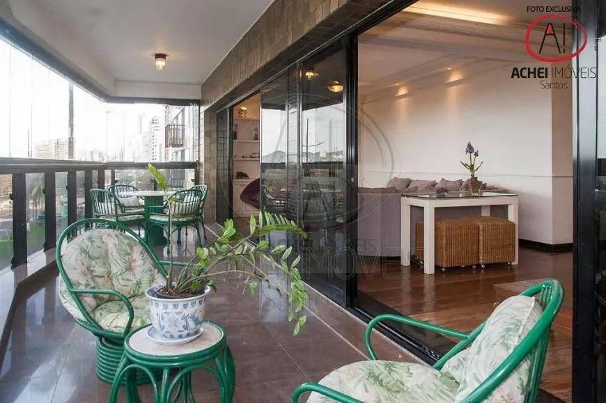 Foto 3 de Apartamento com 3 Quartos para venda ou aluguel, 252m² em Pompeia, Santos
