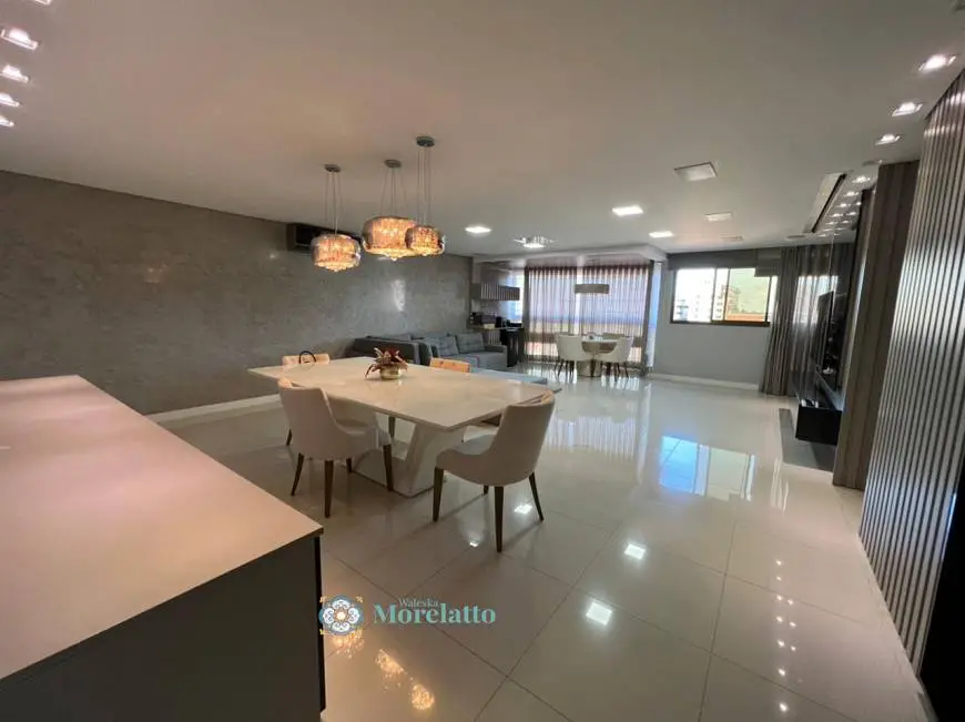 Foto 3 de Apartamento com 3 Quartos à venda, 173m² em Ponta Verde, Maceió