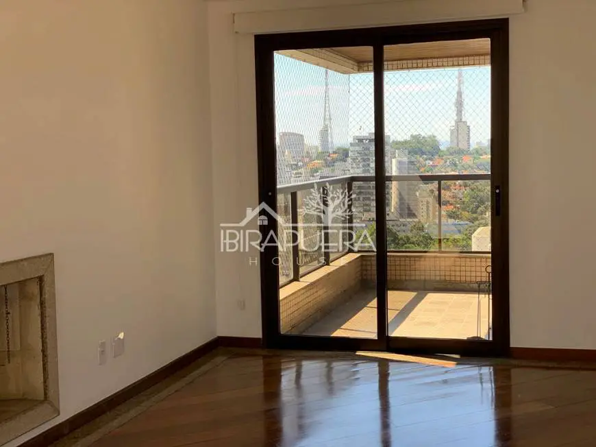 Foto 1 de Apartamento com 3 Quartos à venda, 172m² em Sumarezinho, São Paulo