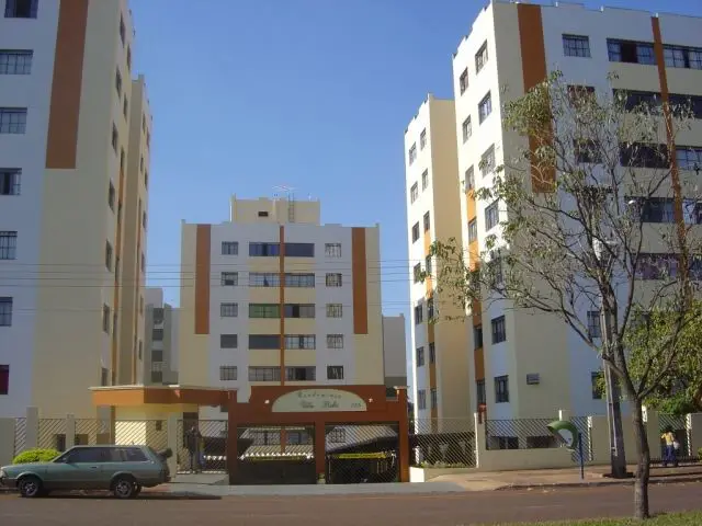 Foto 1 de Apartamento com 3 Quartos para alugar, 70m² em Vila Bosque, Maringá