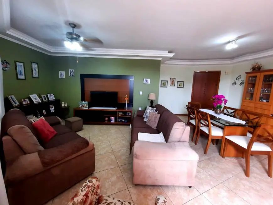 Foto 4 de Apartamento com 3 Quartos à venda, 110m² em Vila Ipiranga, Porto Alegre