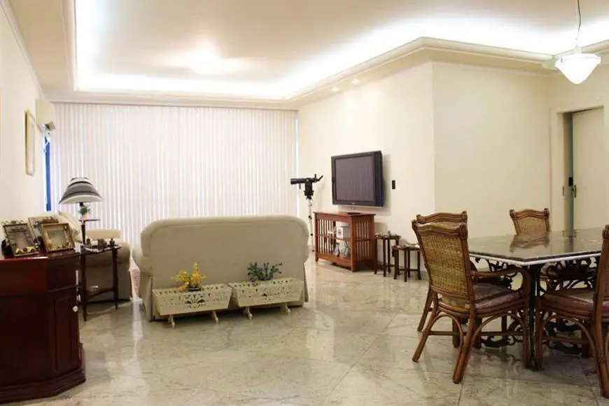 Foto 4 de Apartamento com 3 Quartos à venda, 200m² em Vila Nova, Cabo Frio