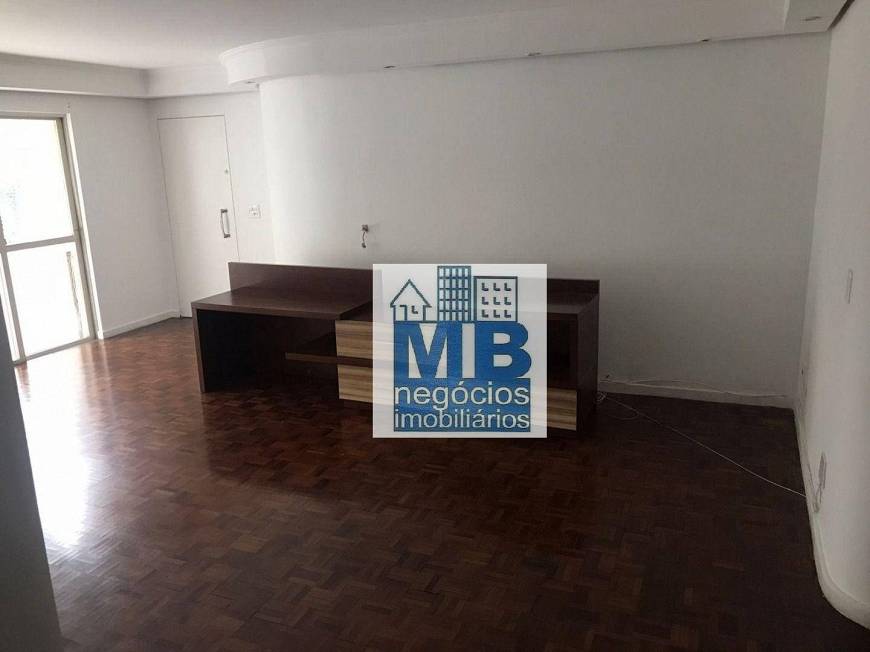 Foto 3 de Apartamento com 3 Quartos para alugar, 121m² em Vila Olímpia, São Paulo